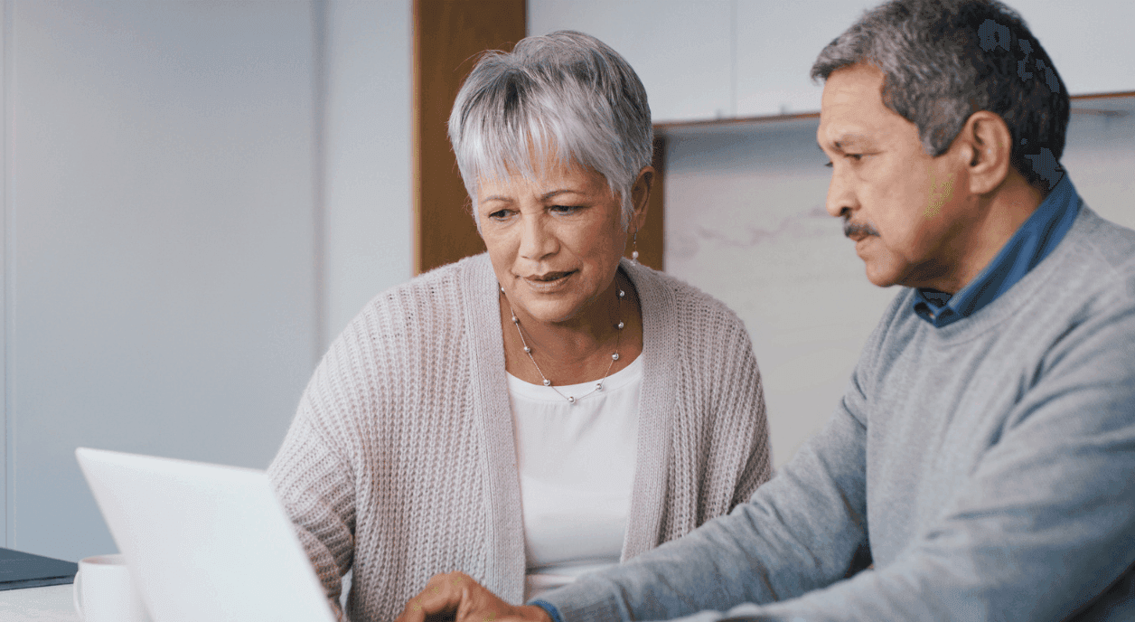 An older couple opening a DAF account.