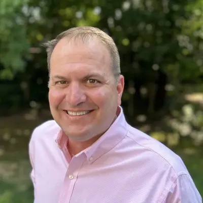 Headshot of Shane Ward, vice president of data at Candid.
