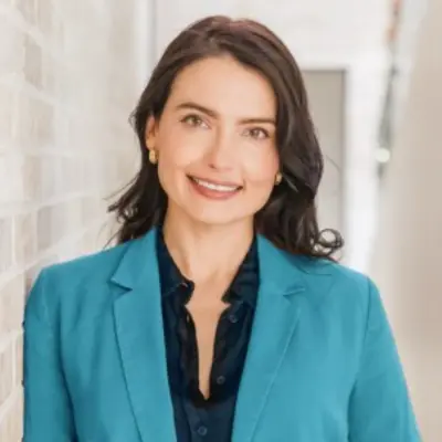 Headshot of Natalia Vanegas, vice president of communications, National Council of Nonprofits.